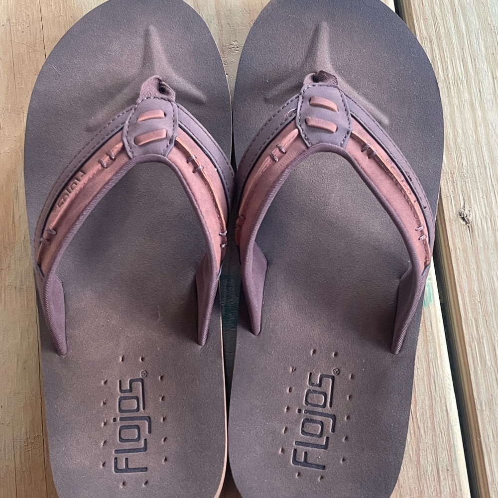 Flojos Dark Brown Sandals